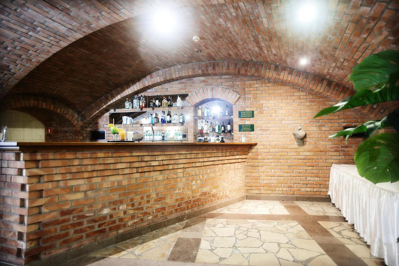 Hotel Sphinx Zabia Wola ภายนอก รูปภาพ