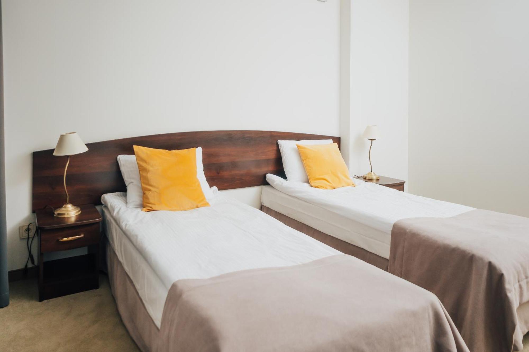 Hotel Sphinx Zabia Wola ภายนอก รูปภาพ